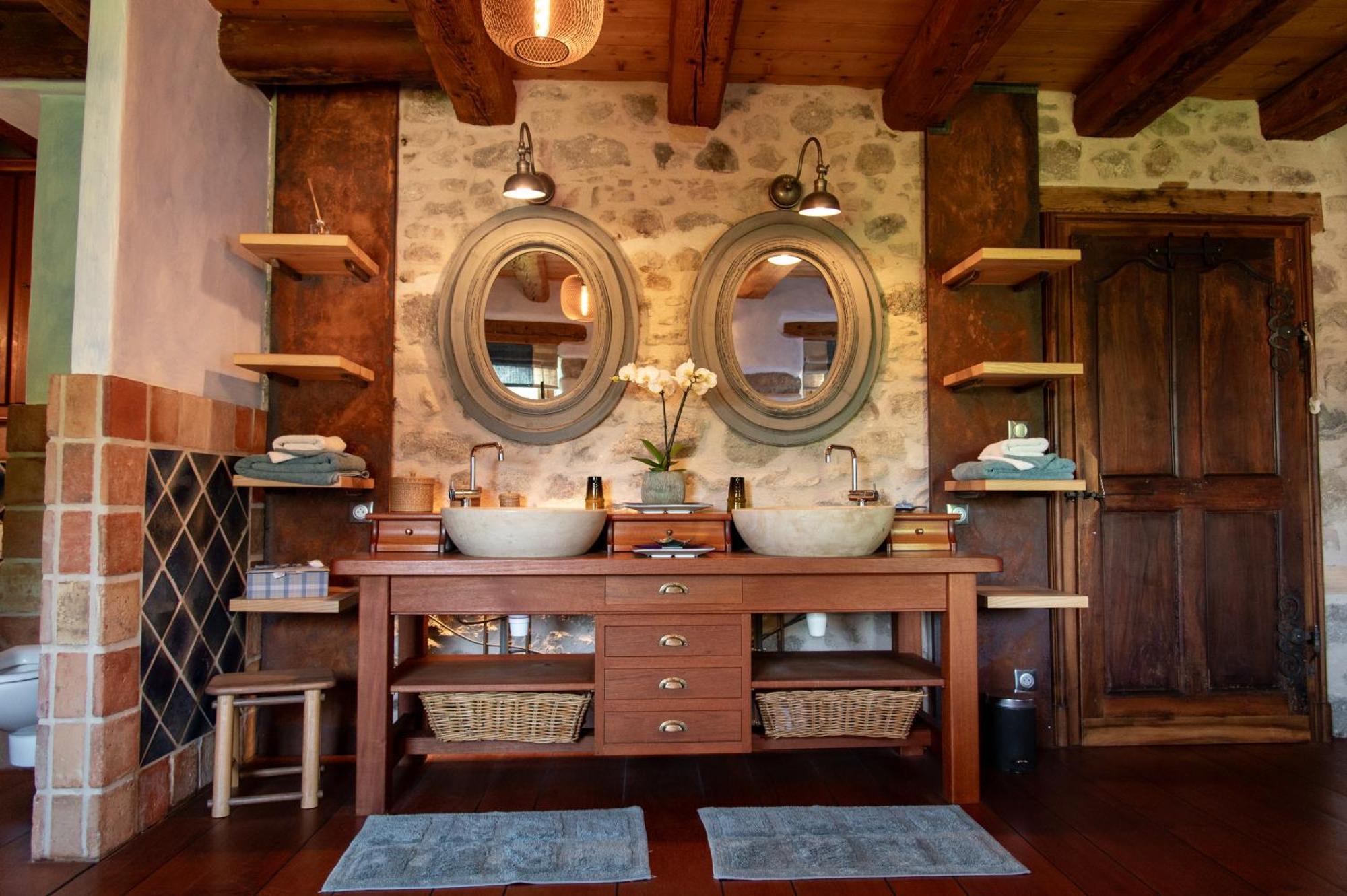 De Charme - La Grange D’hannah Gasthof 3*